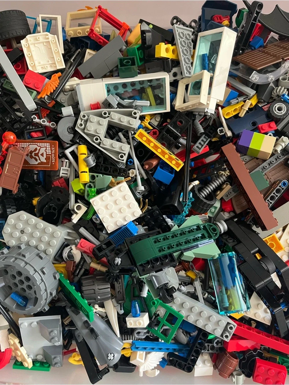 4 Pounds of Bulk Legos! - Picture 3 of 6